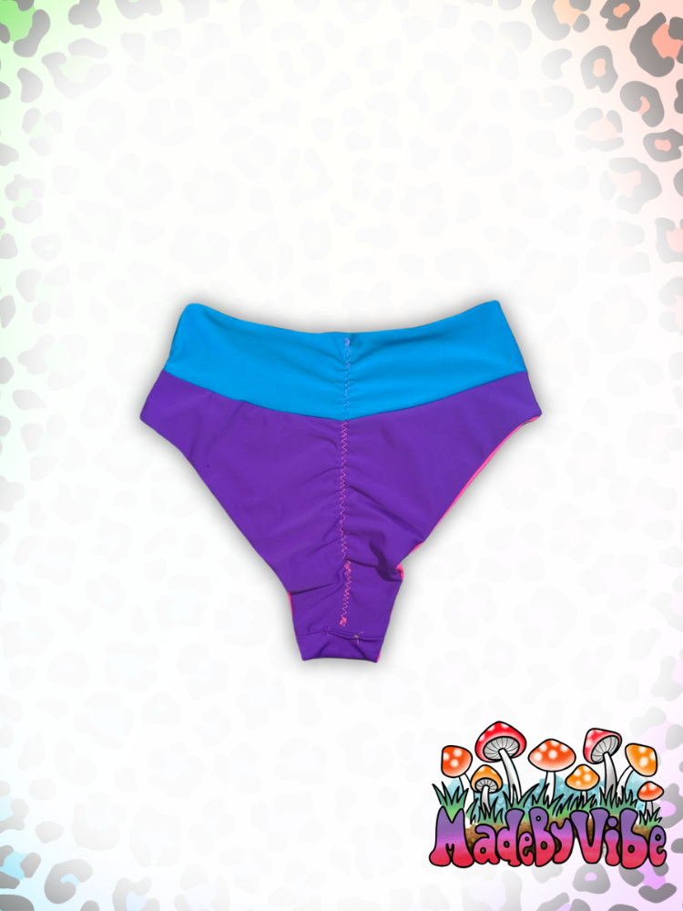 LF Dongs Bottoms w/ Scrunch Butt Detail - Ready to Ship