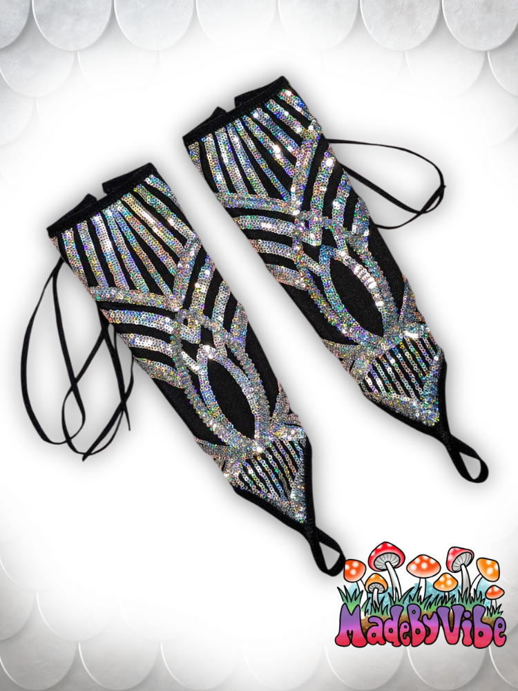 Armored Enchantress Lace Up Arm Sleeves with Finger Loop